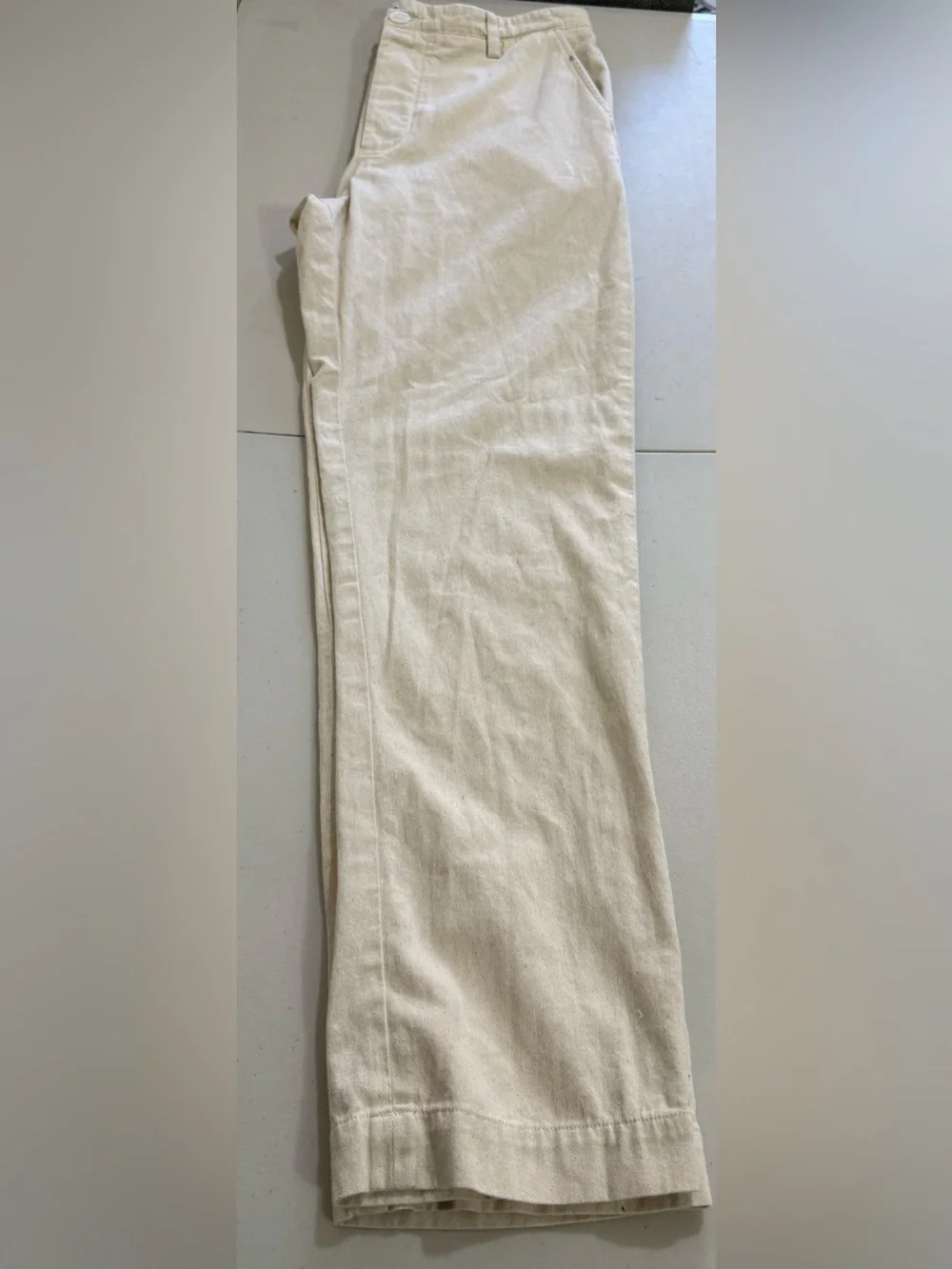 unbleached / undyed Men's Slim-Cut Cream Chinos